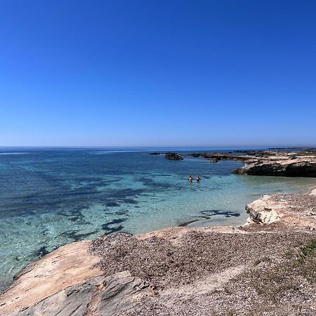 Вилла Isola Serena Фавиньяна Экстерьер фото